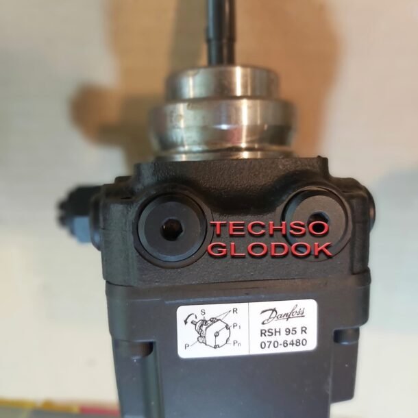 Danfoss RSH 95 R 070-6480 oil pump