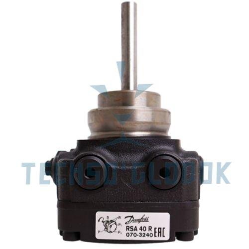 DANFOSS RSA 40 R 070-3240 / oil pump